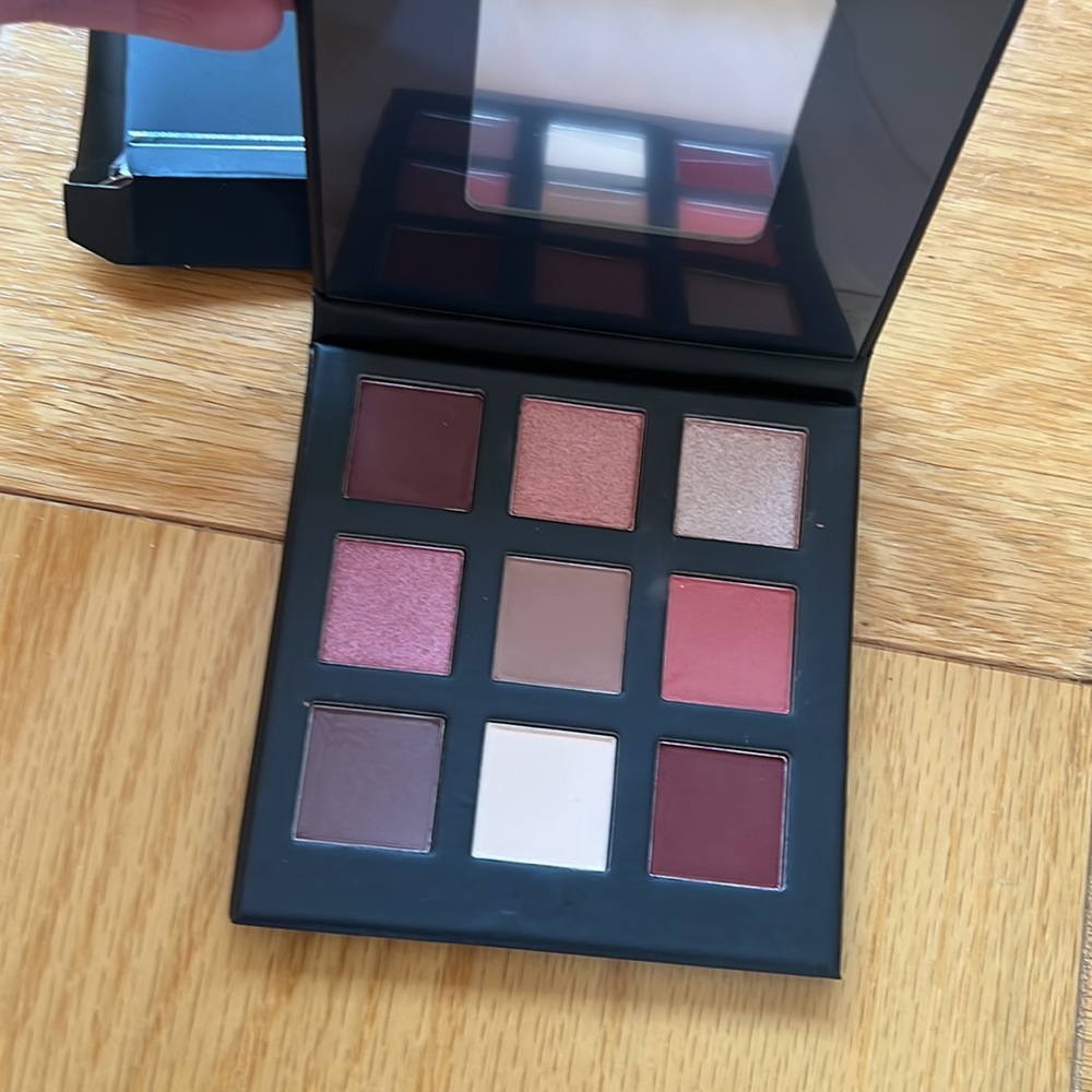 Copycat cosmetics full size eyeshadow palette